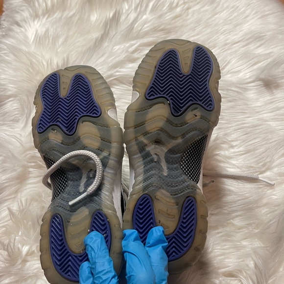 Nike Air Jordan 11 XI Retro Concord 2018 GS - 378038-100 - Size 5Y - Picture 12 of 16